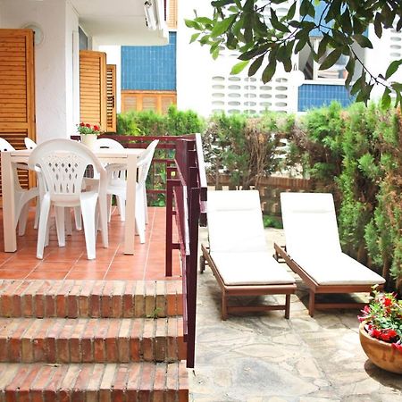 Playazul Seafront Apartament Кембрилс Екстериор снимка