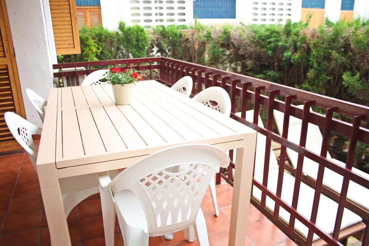 Playazul Seafront Apartament Кембрилс Екстериор снимка