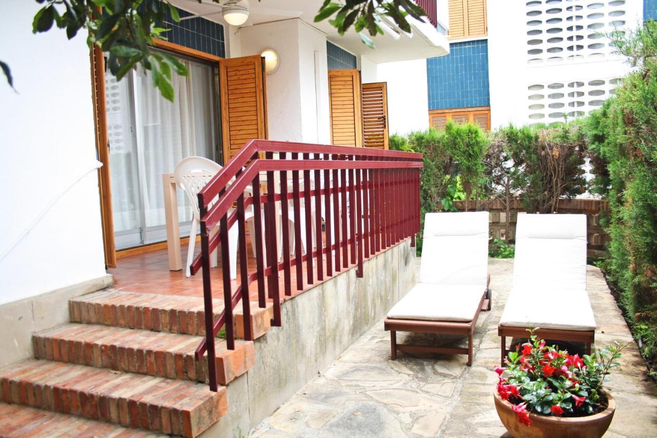 Playazul Seafront Apartament Кембрилс Екстериор снимка