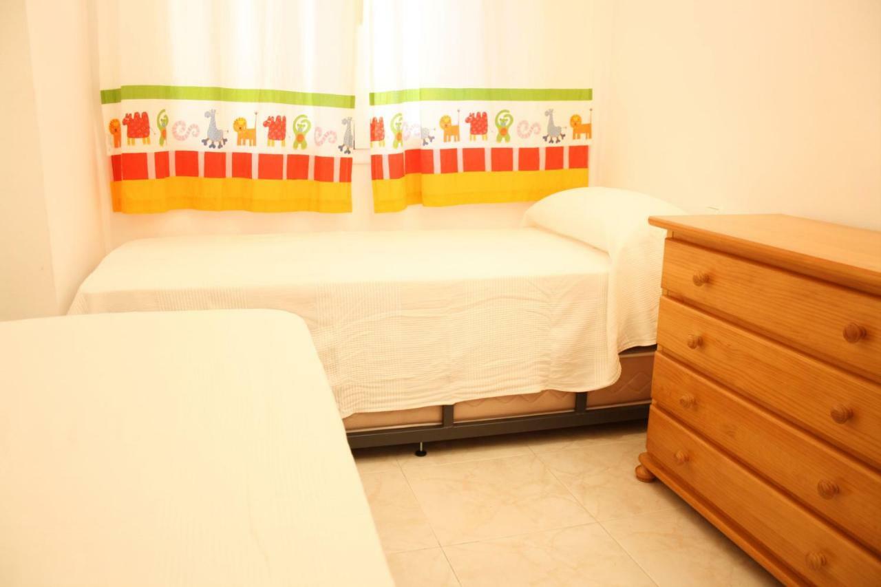 Playazul Seafront Apartament Кембрилс Екстериор снимка